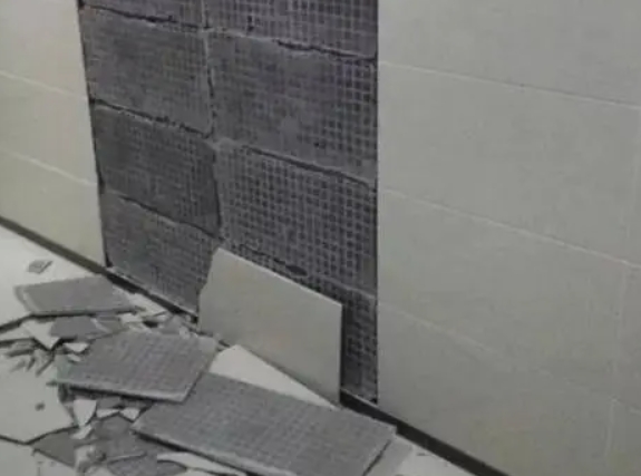 花都瓷砖空鼓维修公司分享下花都墙砖松动维修的知识